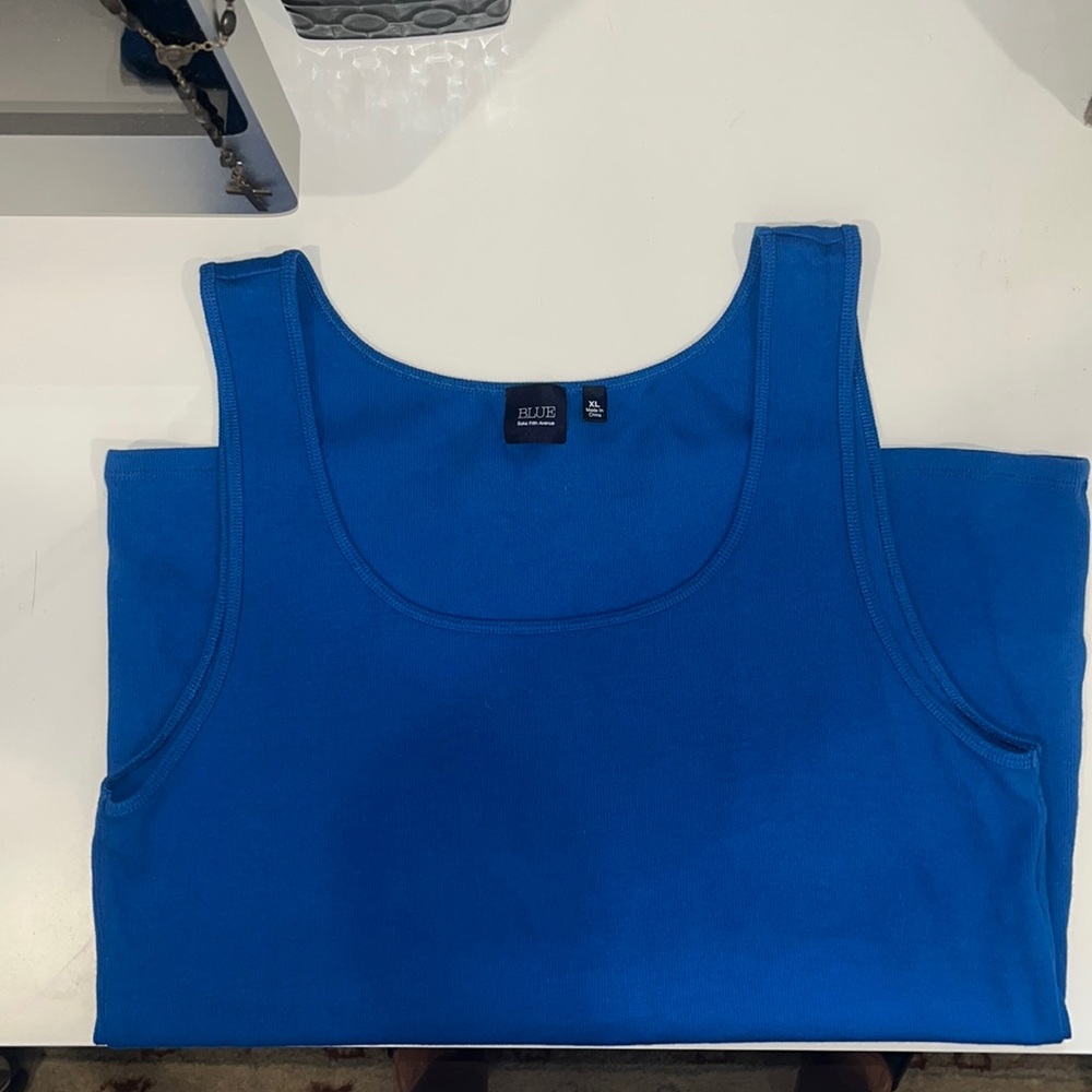 Saks Fifth Ave BLUE Label Ribbed tank top XL